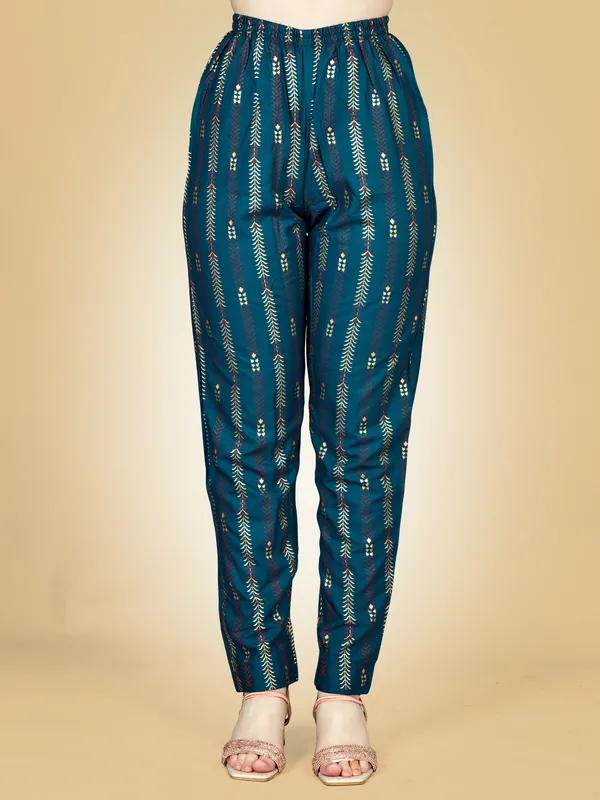Dark_Blue_&_Navy_Blue_Kurta_Pant_Set_For_Women
