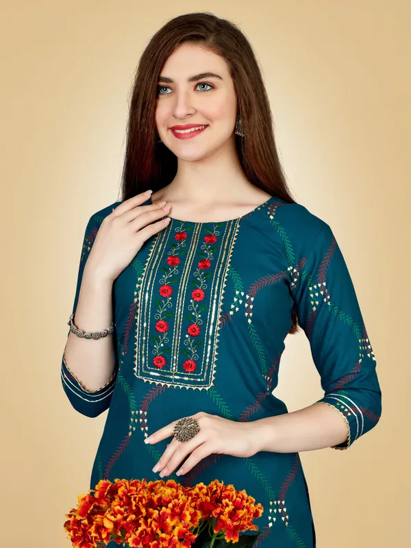 Dark_Blue_&_Navy_Blue_Kurta_Pant_Set_For_Women