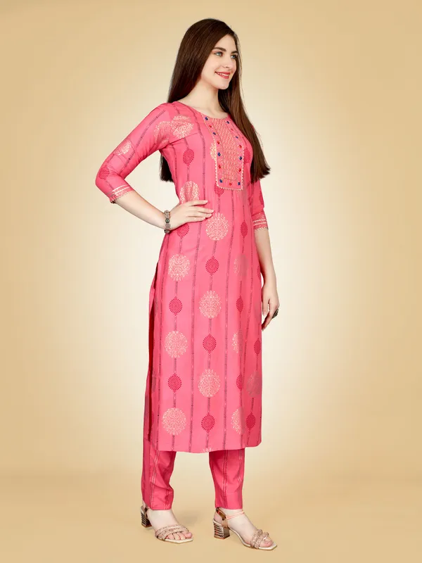 Pink_Kurta_Pant_Set_For_Women