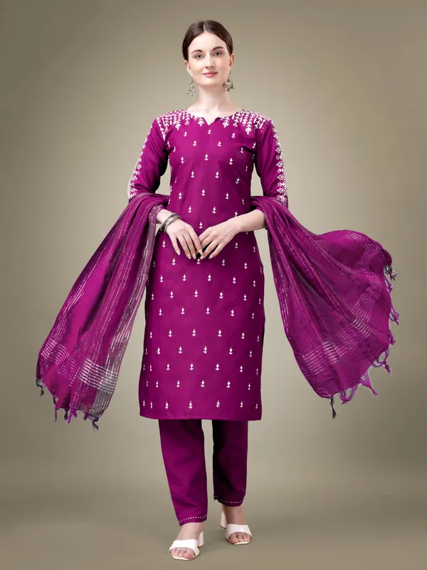 Purple_Kurti_Pant_Dupatta_Set_For_Women