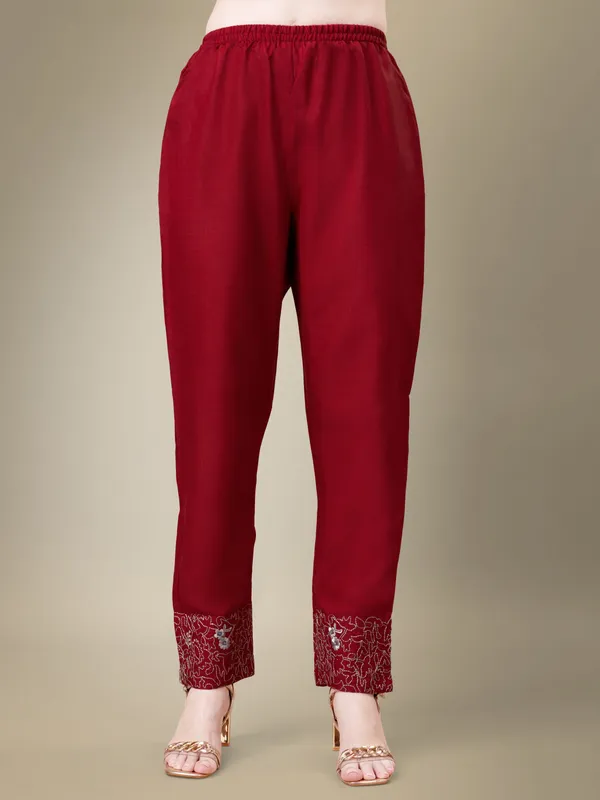 Maroon_Kurti_Pant_Dupatta_Set_For_Women