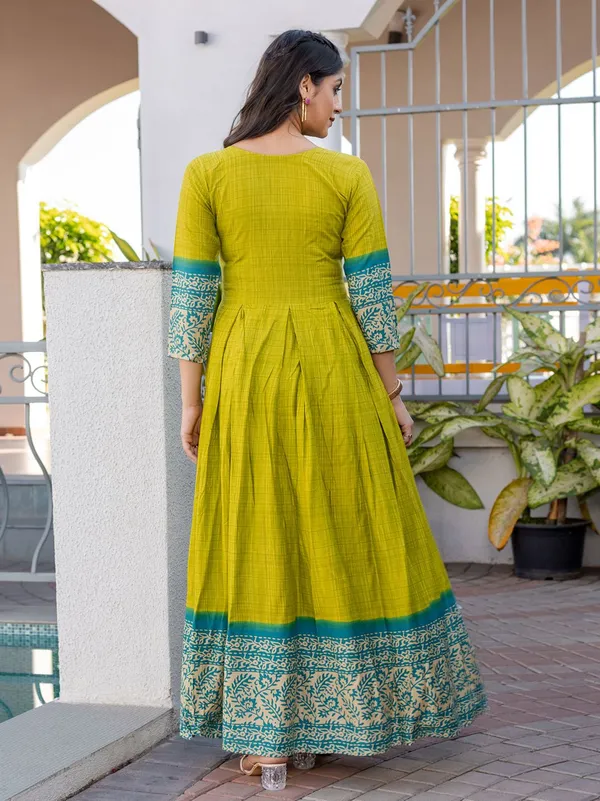 Green_&_Parrot_Green_Printed_Anarkali_Kurta_For_Women