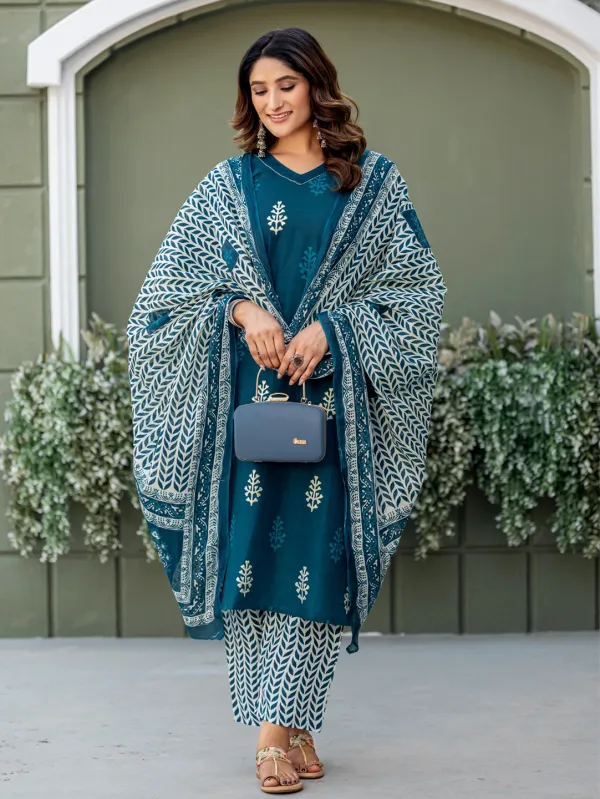 Blue_&_Morpich_Printed_Kurta,_Salwar_&_Dupatta_Set