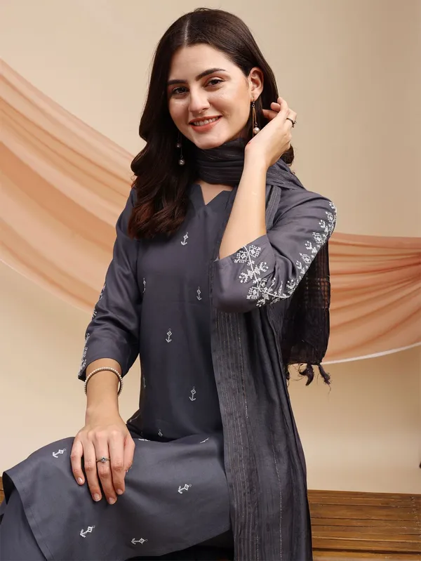 Grey_Embroidered_Kurta,_Churidar_&_Dupatta_Set