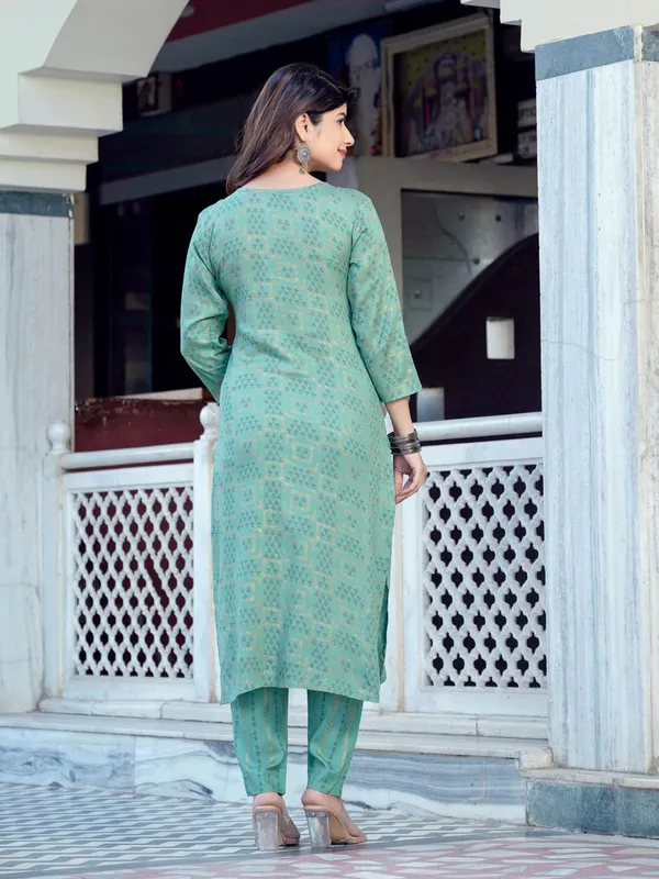 Green_&_Pista_Printed_Kurta,_Trouser/Pant_&_Dupatta_Set