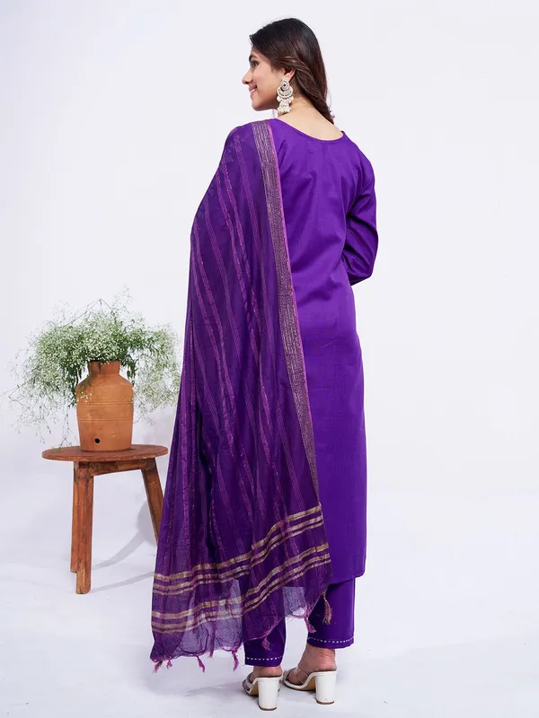 Purple_&_Jamun_Embroidered_Kurta,_Trouser/Pant_&_Dupatta_Set