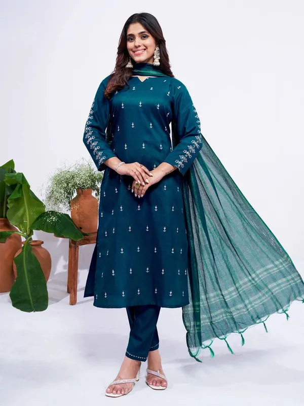 Blue_&_Morpich_Embroidered_Kurta,_Trouser/Pant_&_Dupatta_Set