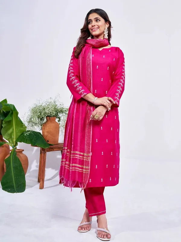 Pink_&_Rani_Embroidered_Kurta,_Trouser/Pant_&_Dupatta_Set