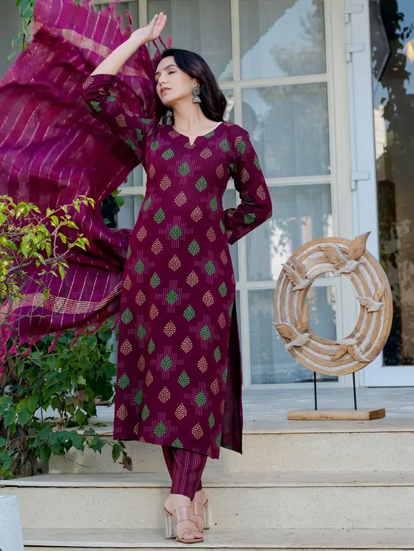 Purple_Printed_Kurta,_Salwar_&_Dupatta_Set
