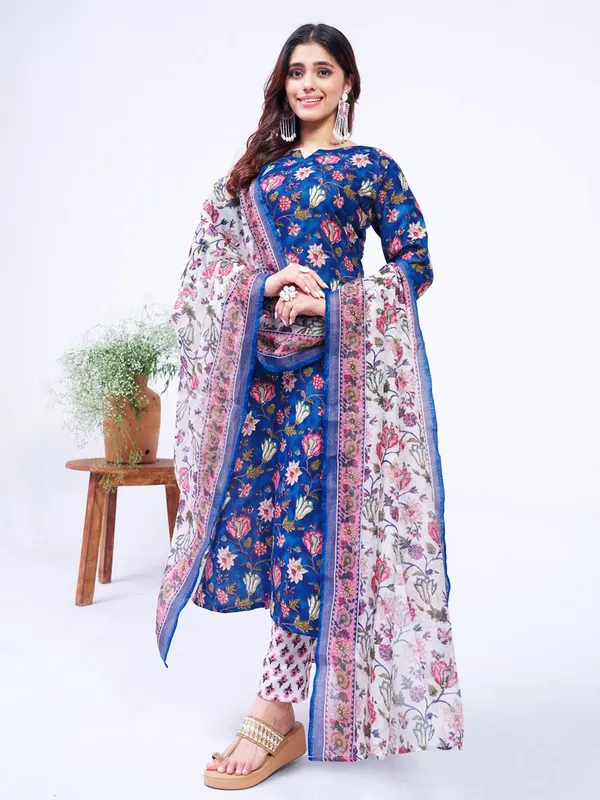 Blue_Floral_Print_Kurta,_Trouser/Pant_&_Dupatta_Set