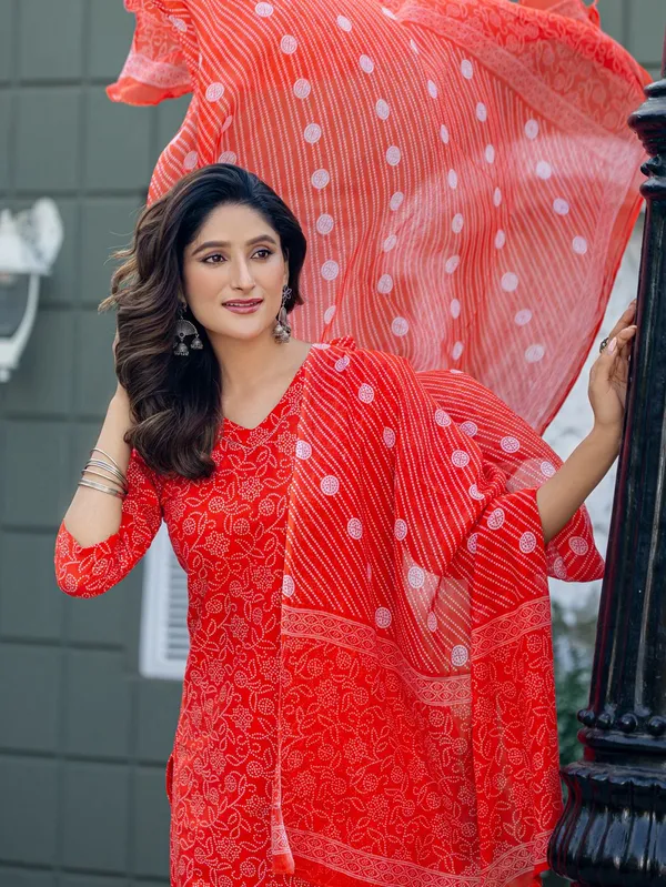 Red_&_Orange_Printed_Kurta,_Salwar_&_Dupatta_Set