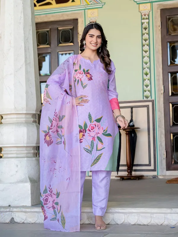 Purple_&_Lavender_Floral_Print_Kurta,_Trouser/Pant_&_Dupatta_Set