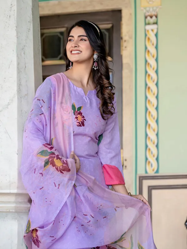 Purple_&_Lavender_Floral_Print_Kurta,_Trouser/Pant_&_Dupatta_Set