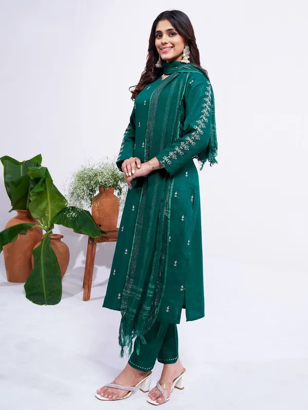 Green_&_Rama_Embroidered_Kurta,_Trouser/Pant_&_Dupatta_Set