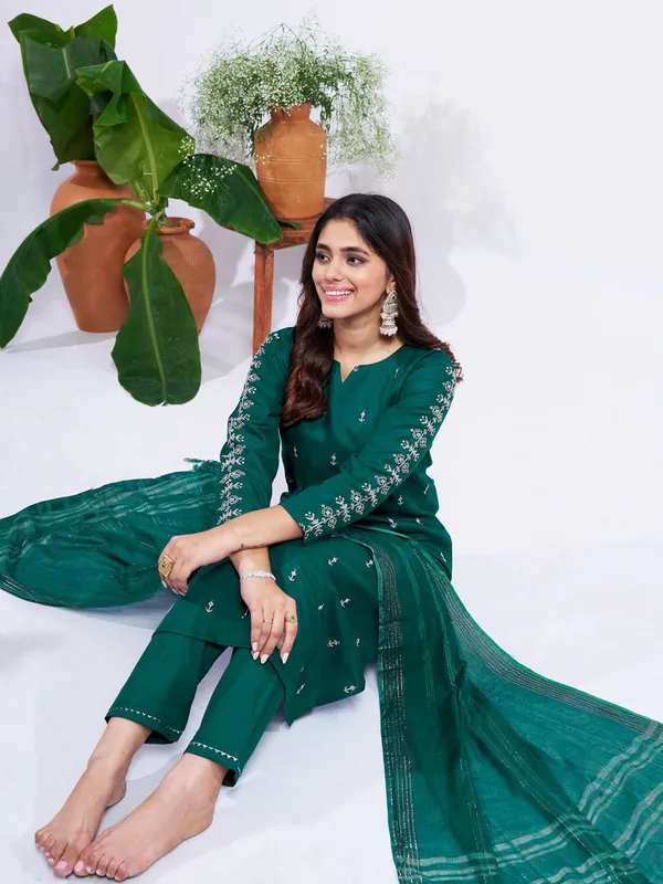Green_&_Rama_Embroidered_Kurta,_Trouser/Pant_&_Dupatta_Set