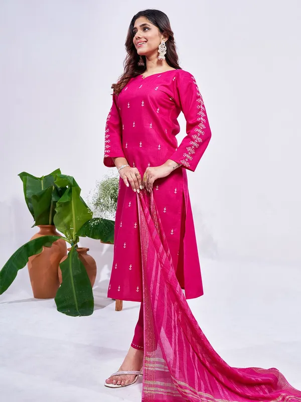 Pink_&_Rani_Embroidered_Kurta,_Trouser/Pant_&_Dupatta_Set