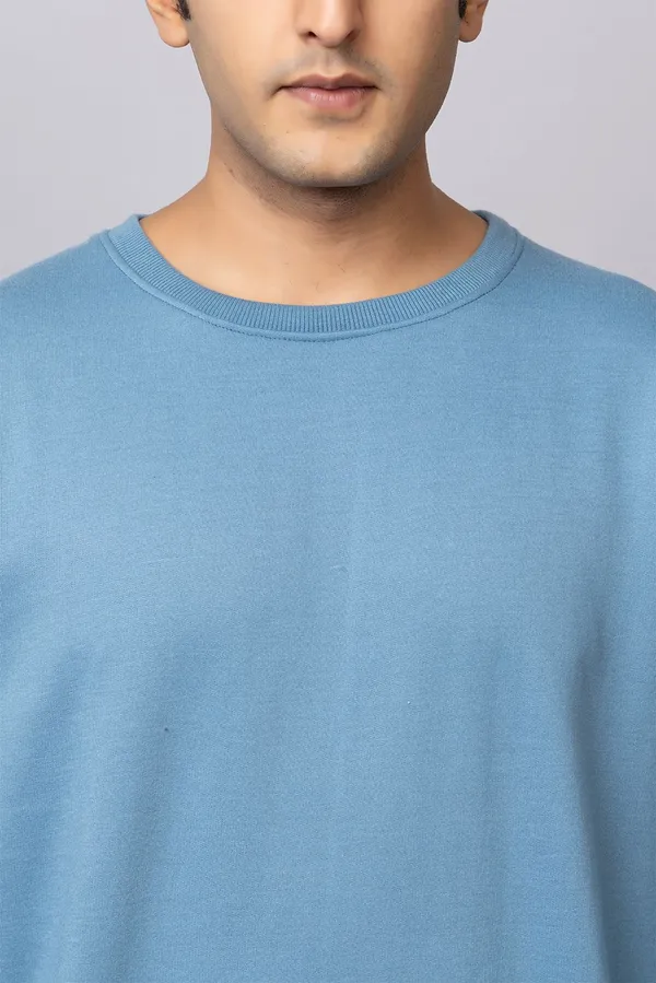 Blue_Cotton_Blend_Solid_Comfort_Fit_SweatShirt_For_Men