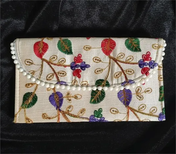 Multicolor_Fabric_Printed_Zipped_Sling_Bag_For_Women