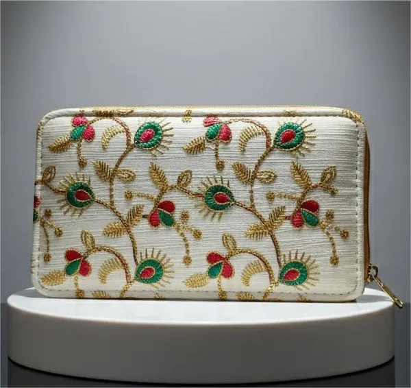 White_Fabric_Printed_Zipped_For_Women