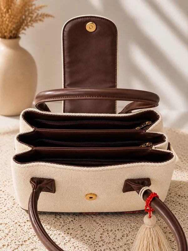 Premium_Women_Ethnic_Embroidered_Jute_Tote_Bag_Stylish_Hand_&_Sling_Carry_Bag