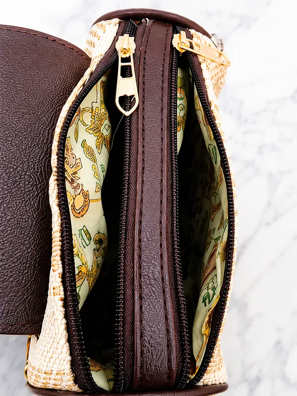 Premium_Women_Ethnic_Printed_Jute_Mobile_Sling_Bag_with_Adjustable_Strap