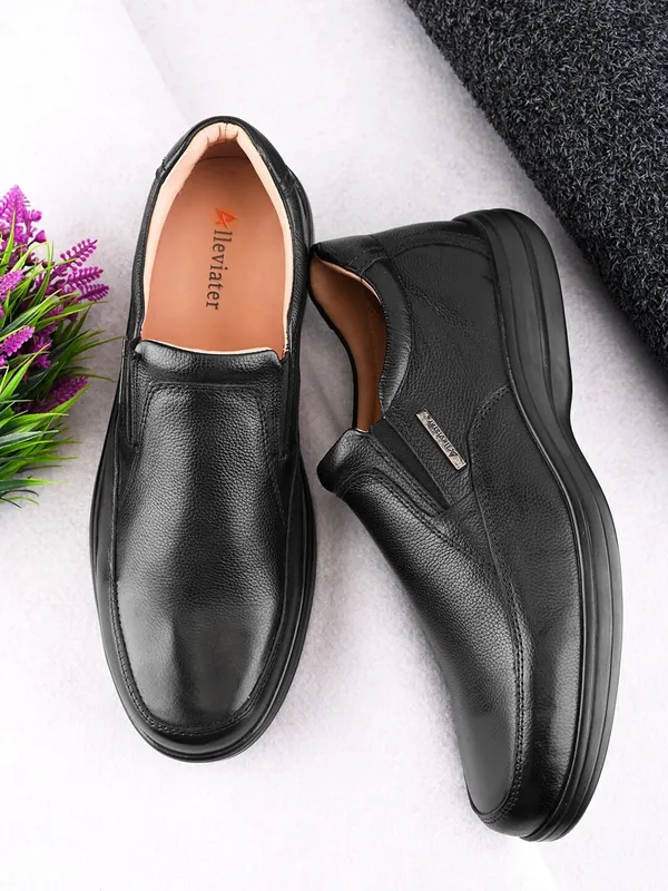 Black_Genuine_Leather_Formal_Slip_On_For_Men