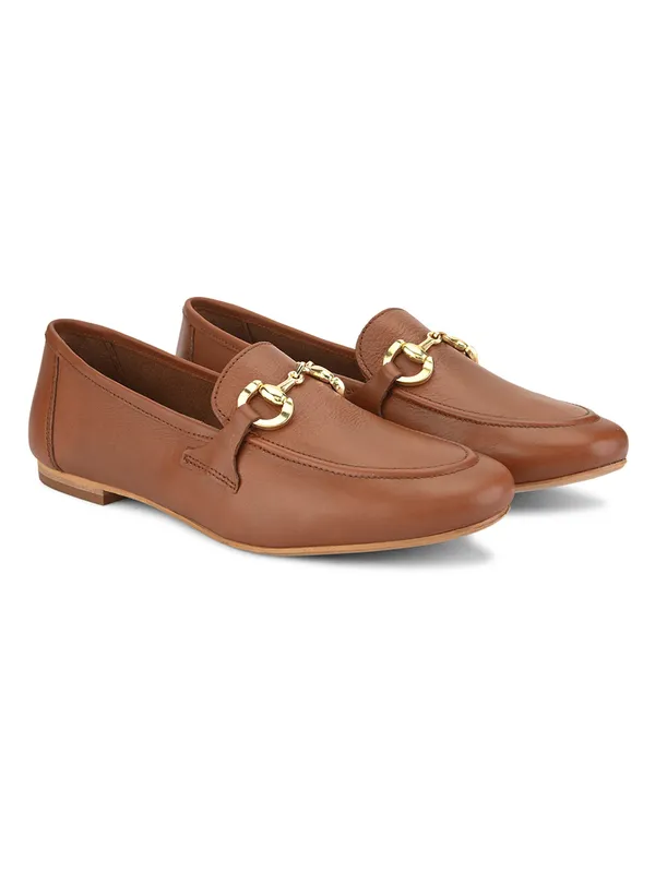 TAN_Gold_Chain_Loafer