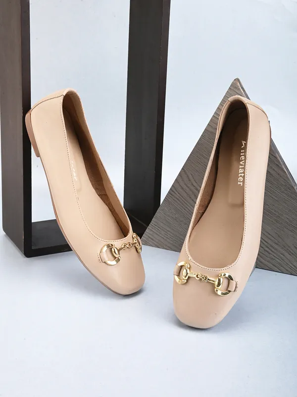 BEIGE_Gold_Chain_Loafer
