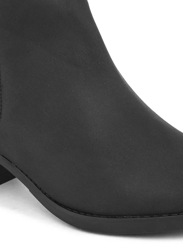 Women's_Black_Side-Zip_Heeled_Ankle_Boots