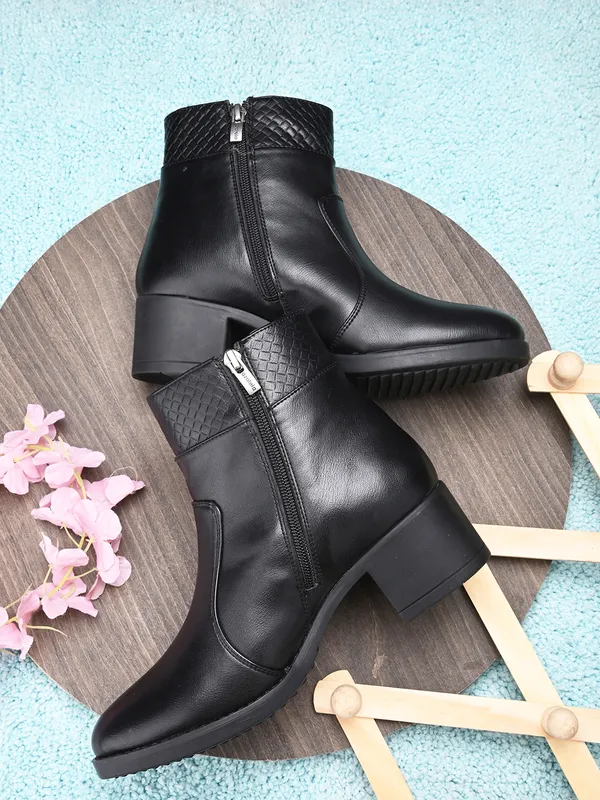 Women's_BLACK_WOMEN'S_SIDE_ZIP_Heeled_Ankle_Boots
