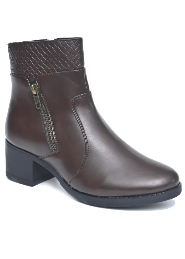 Brown_Synthetic_Leather_Casual_Boots_For_Women