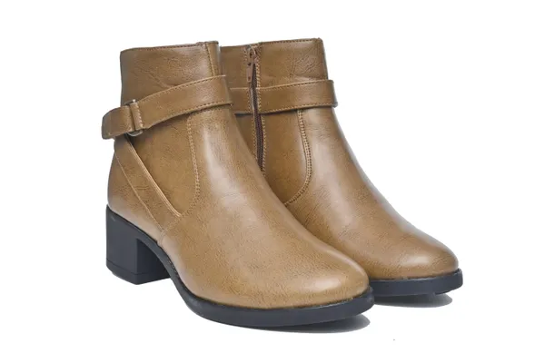 Beige_Synthetic_Leather_Buckled_Ankle_Length_Boots_For_Women