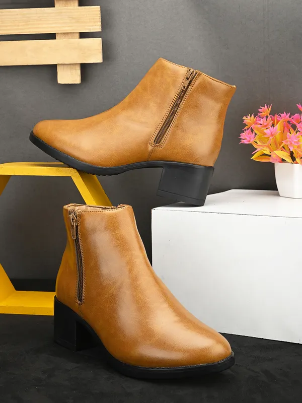 Beige_Synthetic_Leather_Ankle_Length_Boots_For_Women