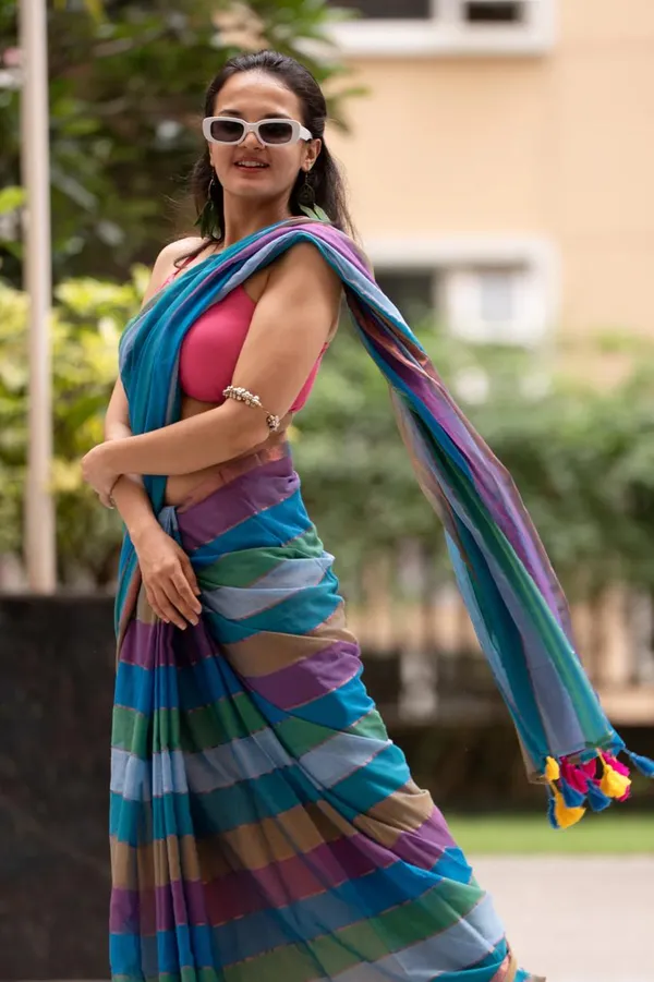 Multicolour_Mul_Cotton_Saree_With_Blouse_Piece_For_Women