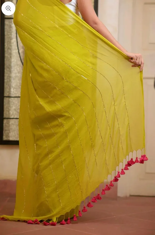 Green_Mul_Cotton_Saree_With_Blouse_Piece_For_Women