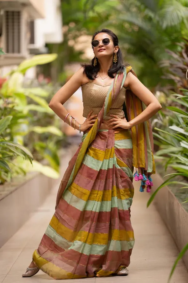 Multicolour_Mul_Cotton_Saree_With_Blouse_Piece_For_Women