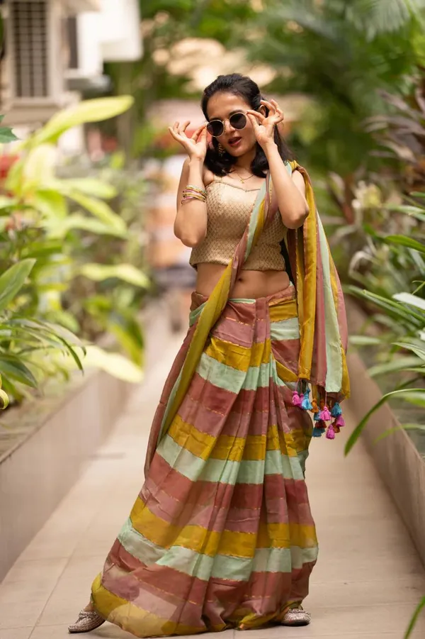 Multicolour_Mul_Cotton_Saree_With_Blouse_Piece_For_Women
