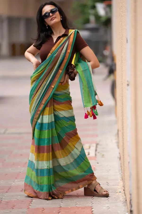 Multicolour_Mul_Cotton_Saree_With_Blouse_Piece_For_Women