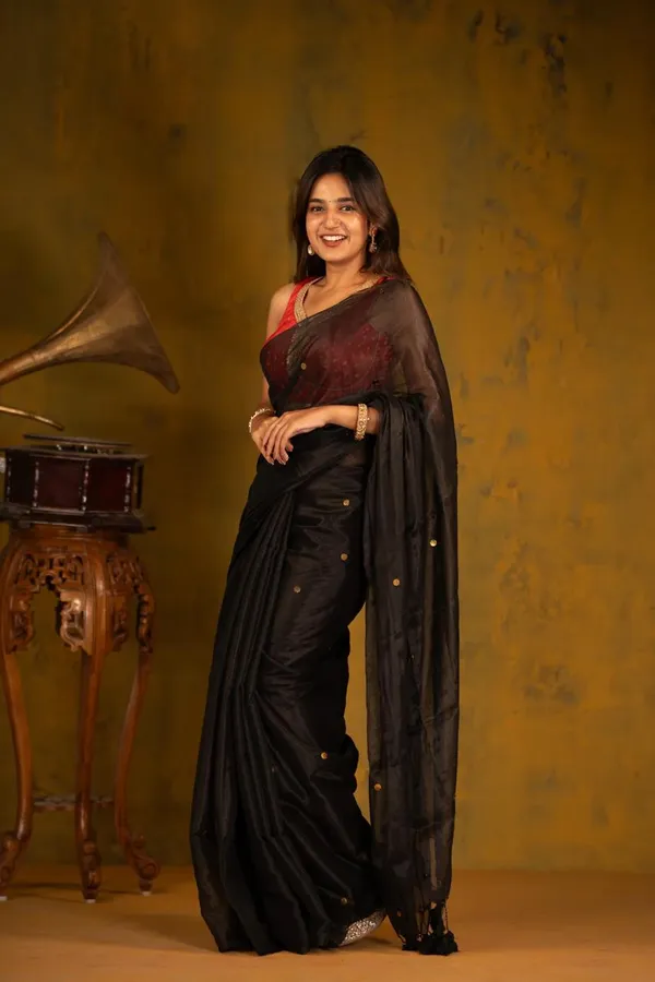 Black_Tissue_Saree_With_Blouse_Piece_For_Women