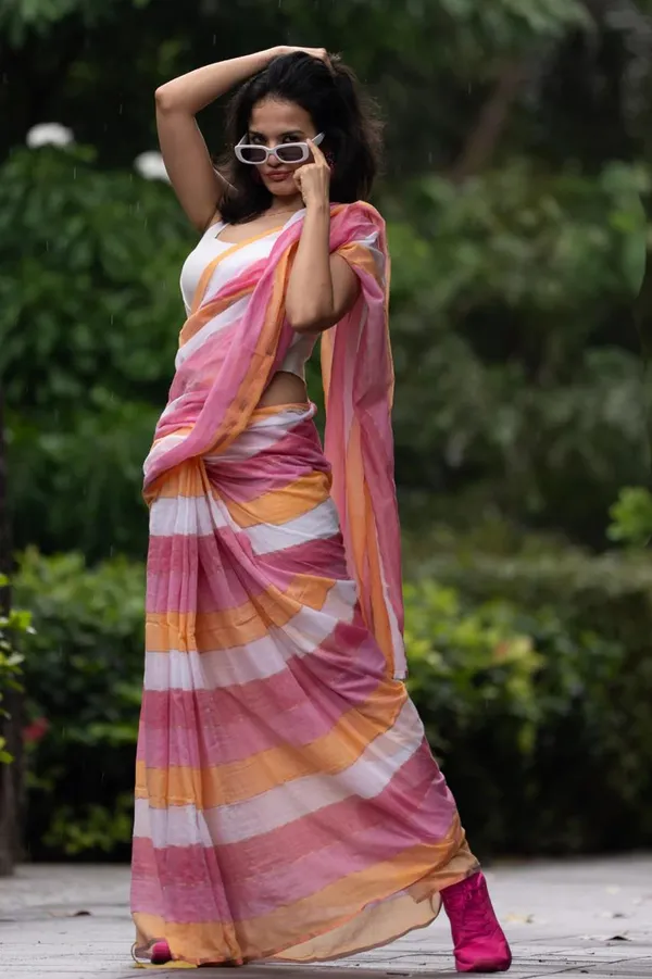 Multicolour_Mul_Cotton_Saree_With_Blouse_Piece_For_Women