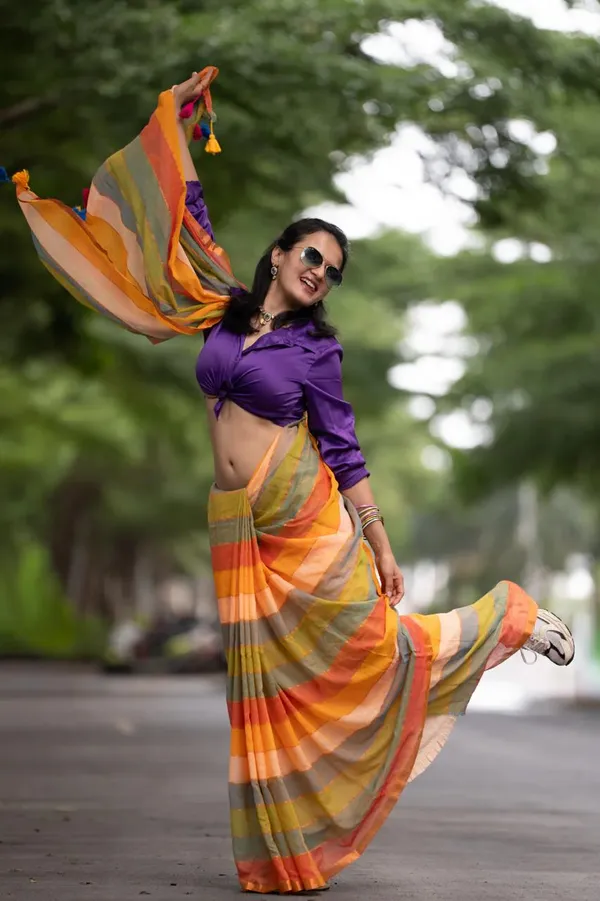 Multicolour_Mul_Cotton_Saree_With_Blouse_Piece_For_Women