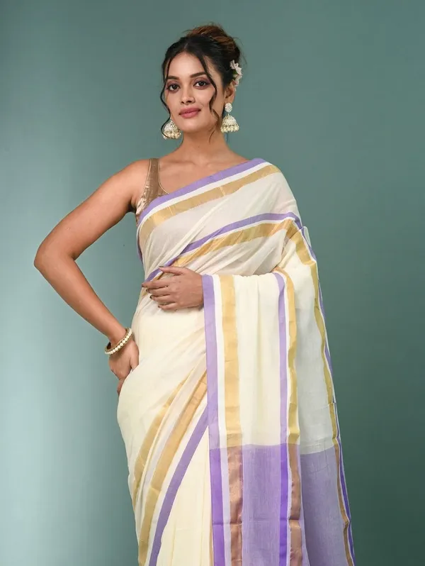 Off_White_Mul_Cotton_With_Blouse_Piece_Saree_For_Women