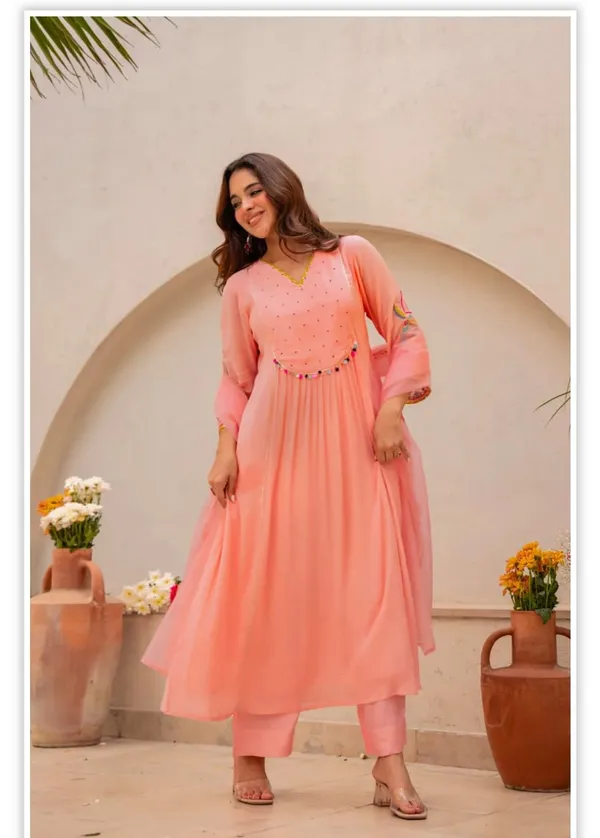 Elegant_Peach_Anarkali_Kurta_Set_with_Embroidered_Dupatta