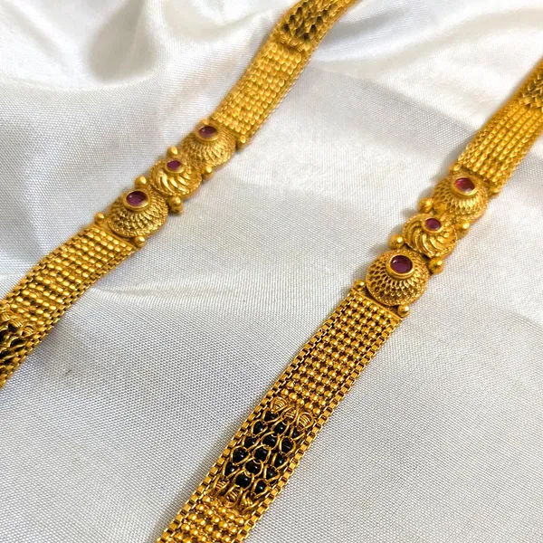 Traditional_Gold_Finish_Mangalsutra