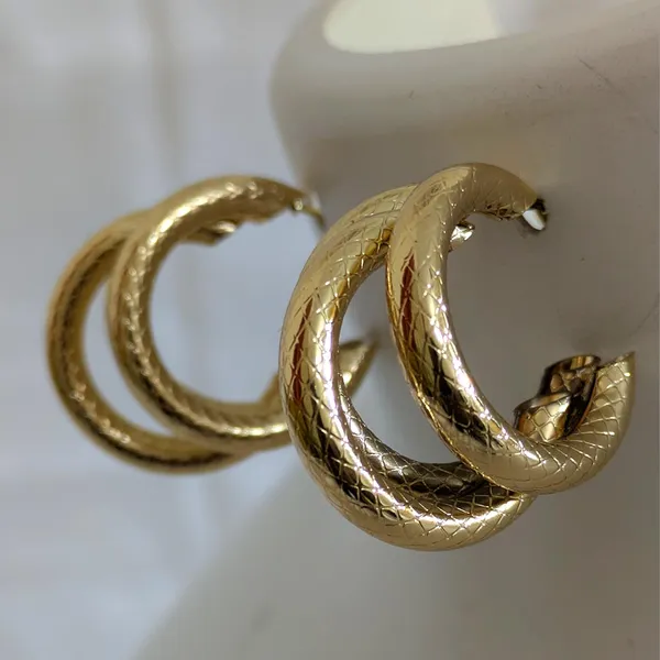 Gold_Finish_Earrings