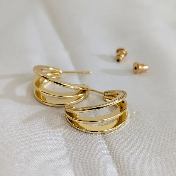 Gold_Finish_Earrings