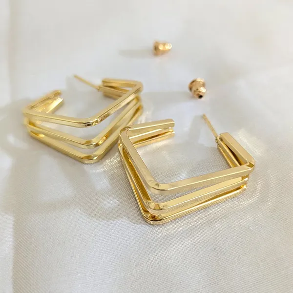 Gold_Finish_Earrings