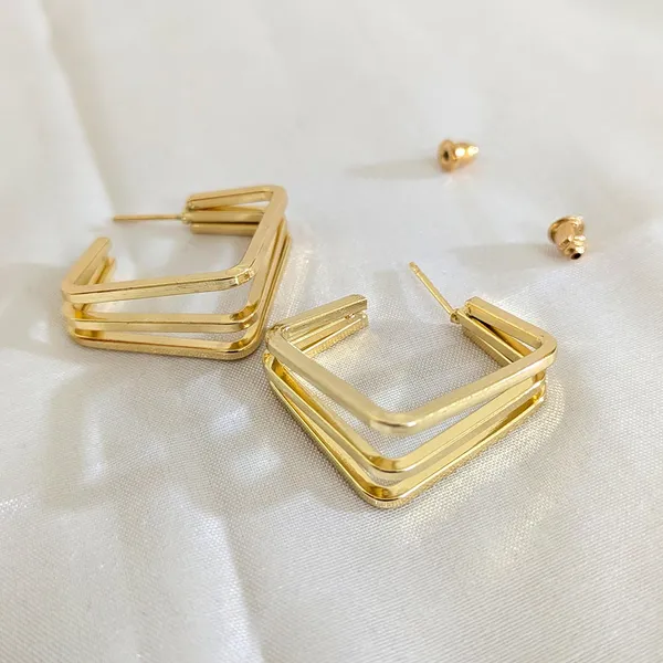 Gold_Finish_Earrings