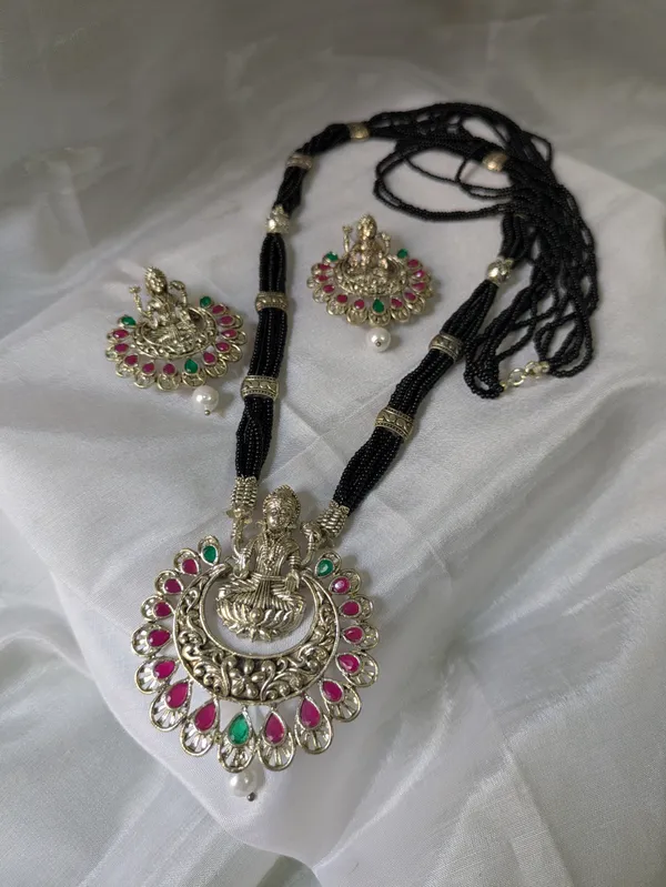 Black_Metal_Long_Mangalsutra_For_Women