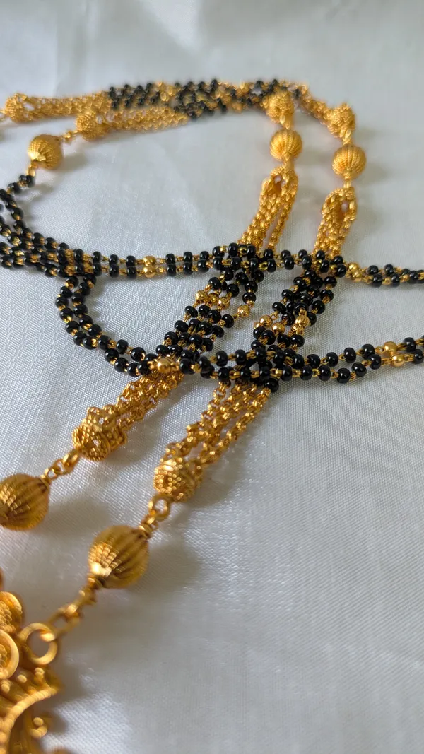 Black_Copper_Mangalsutra_For_Women